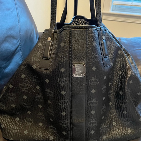 Authentic MCM Large Visetos Reversible Tote - Picture 7 of 8